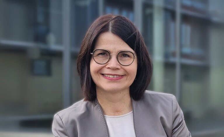 Portraitfoto von Rita Börste