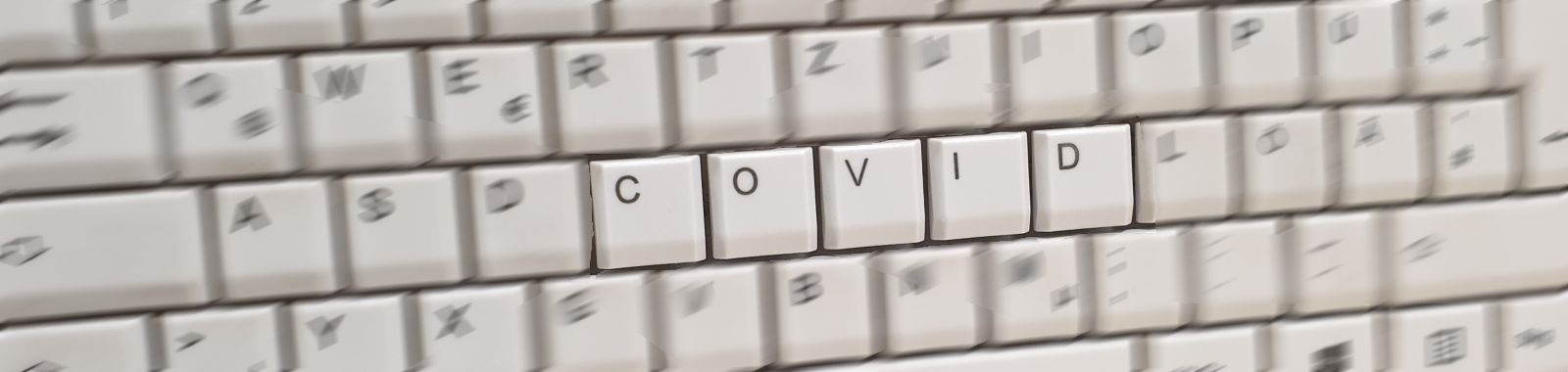 ARDS und Covid-19, Bild: S-Krummer Illustrationsbild: Computertastatur mit COVID-Schriftzug, Bild: S-Krummer