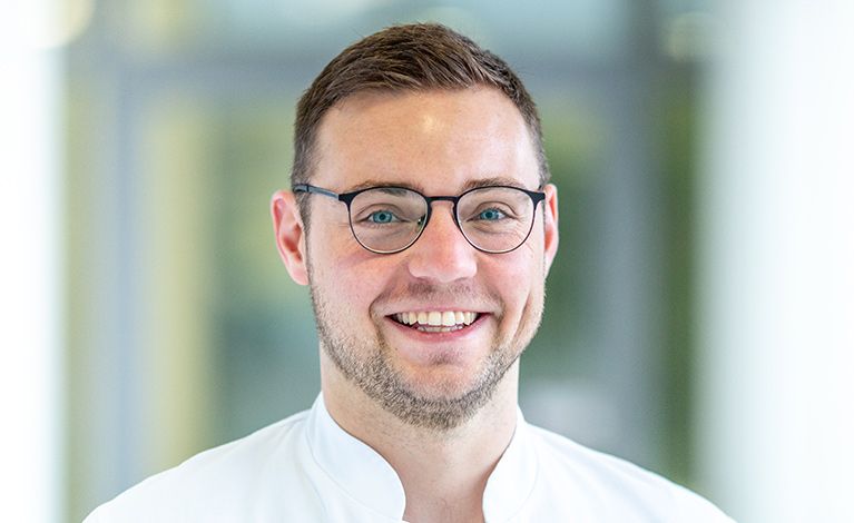 Porträtfoto von Jonas Rößle