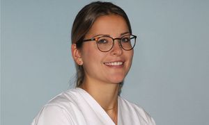 Portraitfoto von Frau Sabrina Dittmeyer