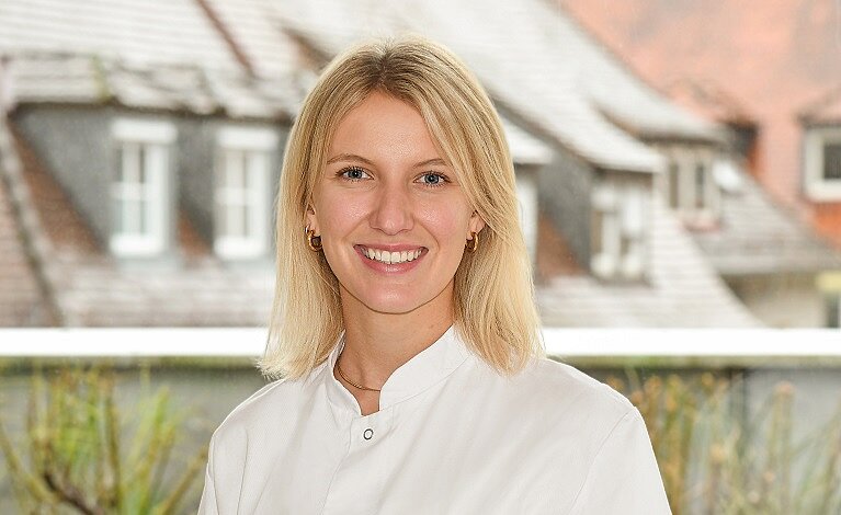 Portraitfoto von Helena Bauschert