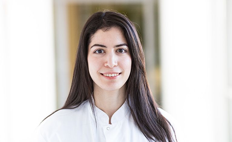 Portraitfoto von Malek Othmani