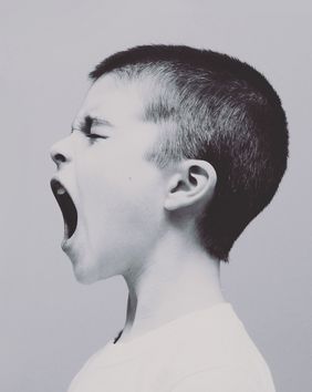Die App ProVIA-Kids gibt Handlungsempfehlungen, wie Betreuungspersonen mit Problemverhalten umgehen und es in Zukunft verhindern können.