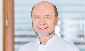 Portraitfoto von Dr. med. Jürgen Krauss