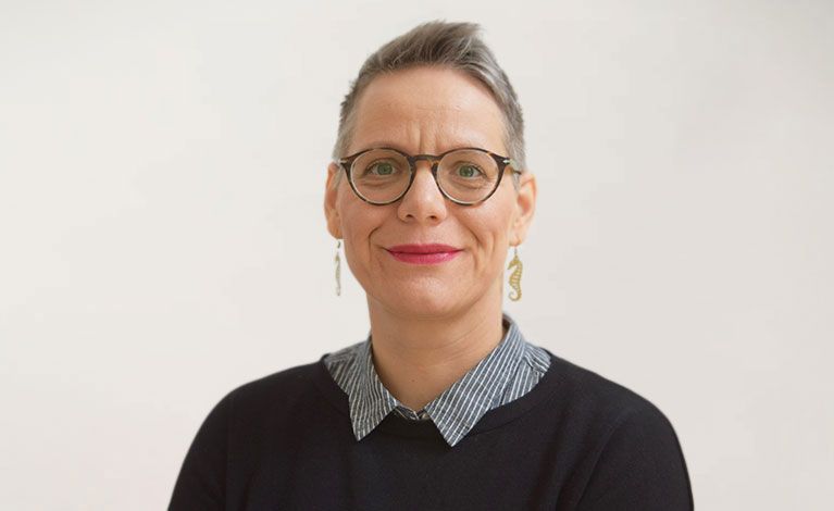 Portraitfoto von Dr. Regina Augustin