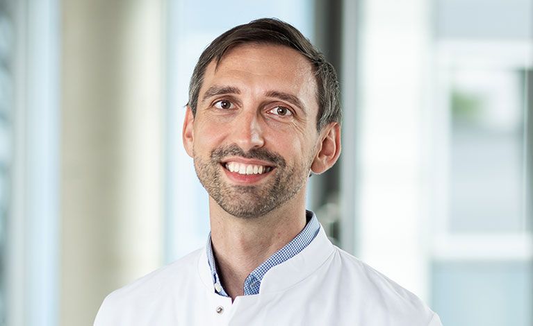 Dr. med. Aleksander Kosmala Portraitfoto von Dr. med. Aleksander Kosmala