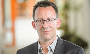 Portraitfoto von Dr. phil. Thomas Jans