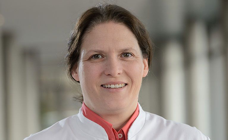 Portraitfoto: Privatdozentin Doktor Heike Hermanns