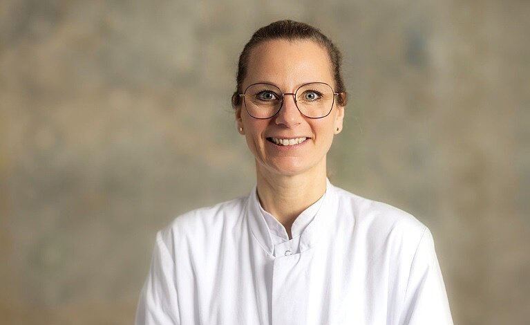 Portraitfoto von Ruth Gubba