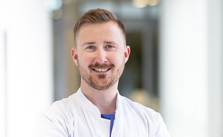 Portraitfoto von Philipp Altmann