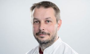 Portraitfoto von Dr. rer. nat. Silviu Sbiera