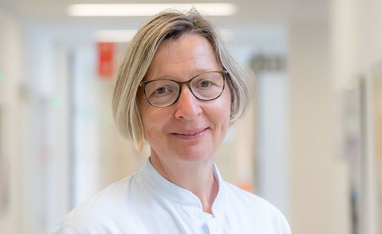 Portraitfoto von Gabriele Hartner