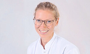 Portraitfoto von Dr. med. Viktoria Engert