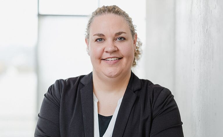 Portraitfoto von Linda Ebert