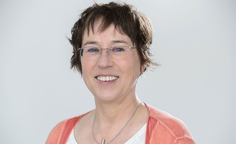 Prof. Dr. Elke Butt Portraitfoto von Prof. Dr. Elke Butt