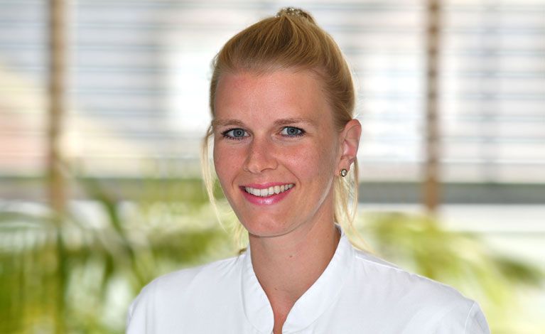 Portraitfoto von Dr. med. dent. Teresa Schaad