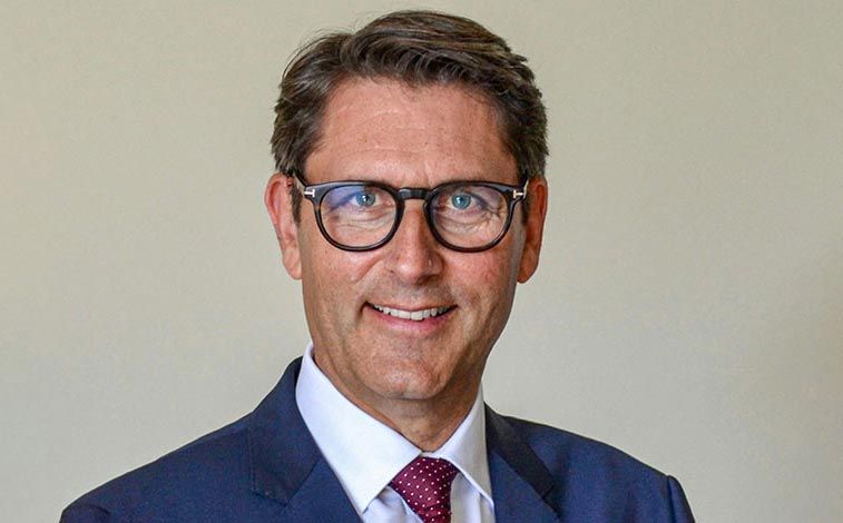 Porträtfoto von Tim von Oertzen