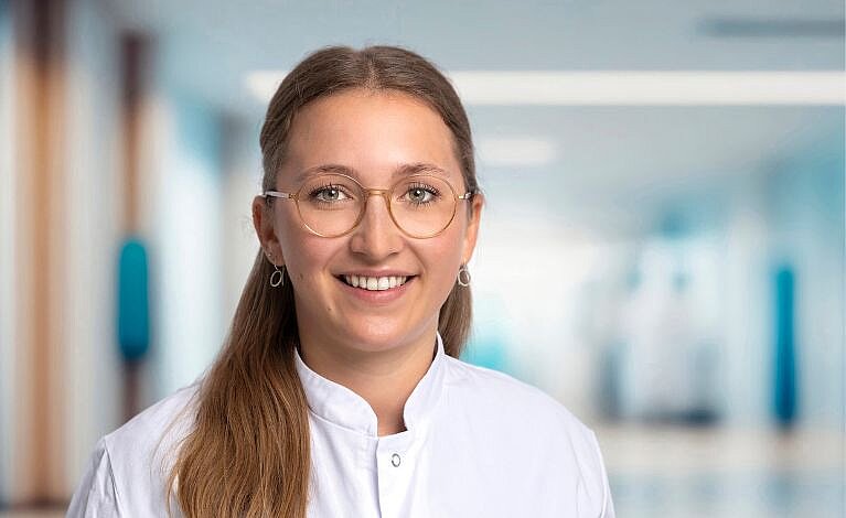 Portraitfoto von Dr. med. Franza Hofmann