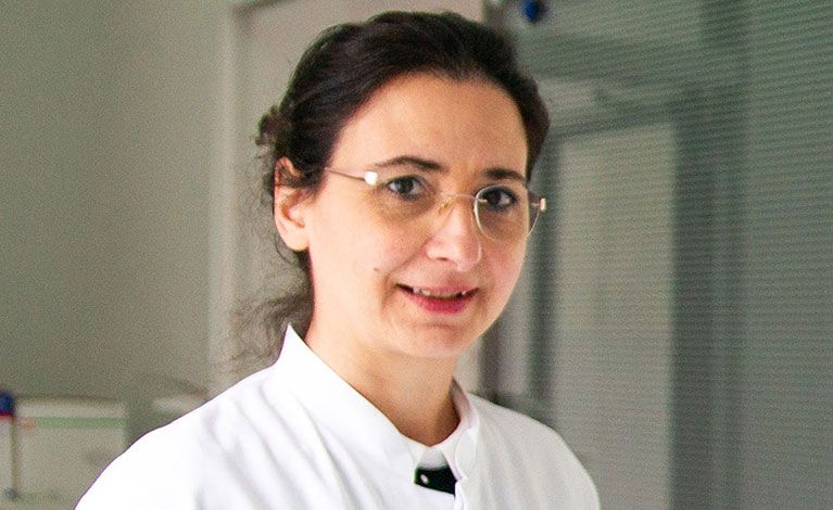Dr. med. Güzin Surat