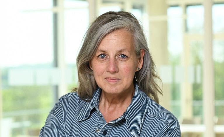 Portraitfoto von Claudia Beckert