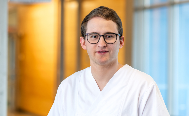 Lukas Grumbach Portraitfoto von Lukas Grumbach
