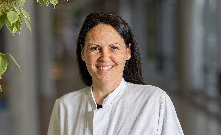 Portraitfoto von Bettina Pörsch