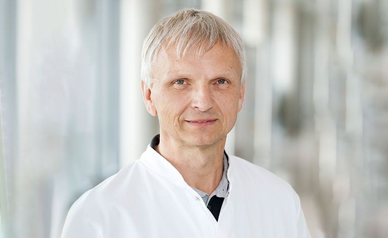 Porträtfoto von Dr. rer. nat. Heribert Hänscheid