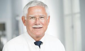 Prof. Dr. med. Christian P. Speer Porträtfoto von Prof. Dr. med. Christian P. Speer