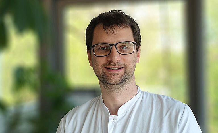 Portraitfoto von Dr. med. Johannes Menger