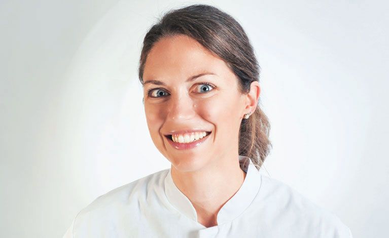 Portraitfoto von PD Dr. med. Christine Silwedel