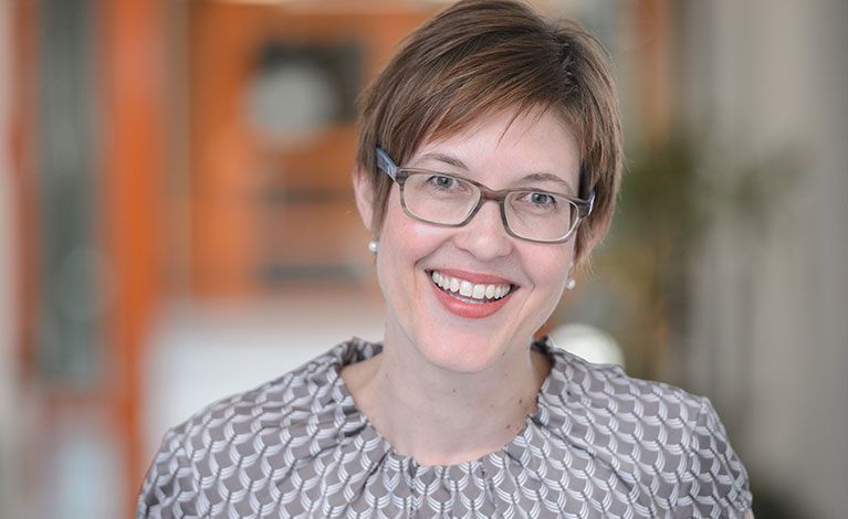 Portraitfoto von Priv.-Doz. Dr. med. Regina Taurines